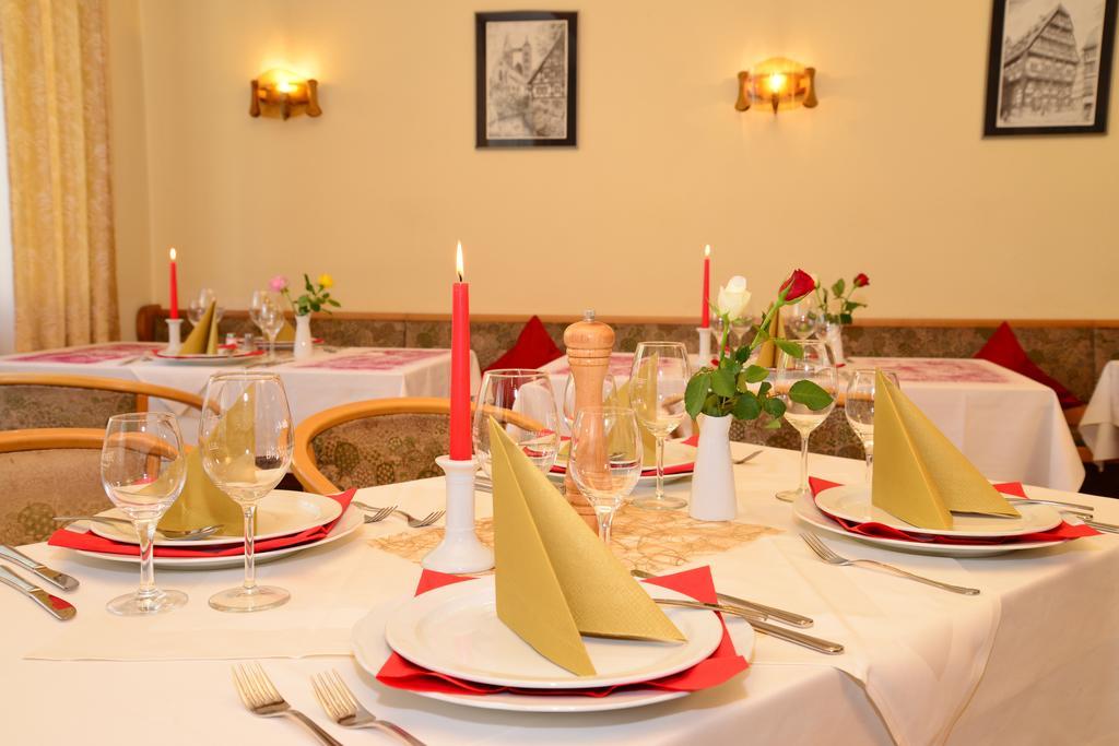 Hotel Am Buchwald Esslingen am Neckar Екстериор снимка