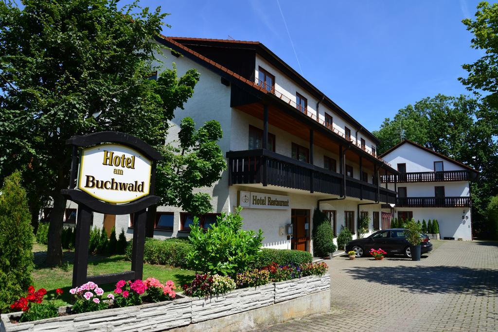 Hotel Am Buchwald Esslingen am Neckar Екстериор снимка