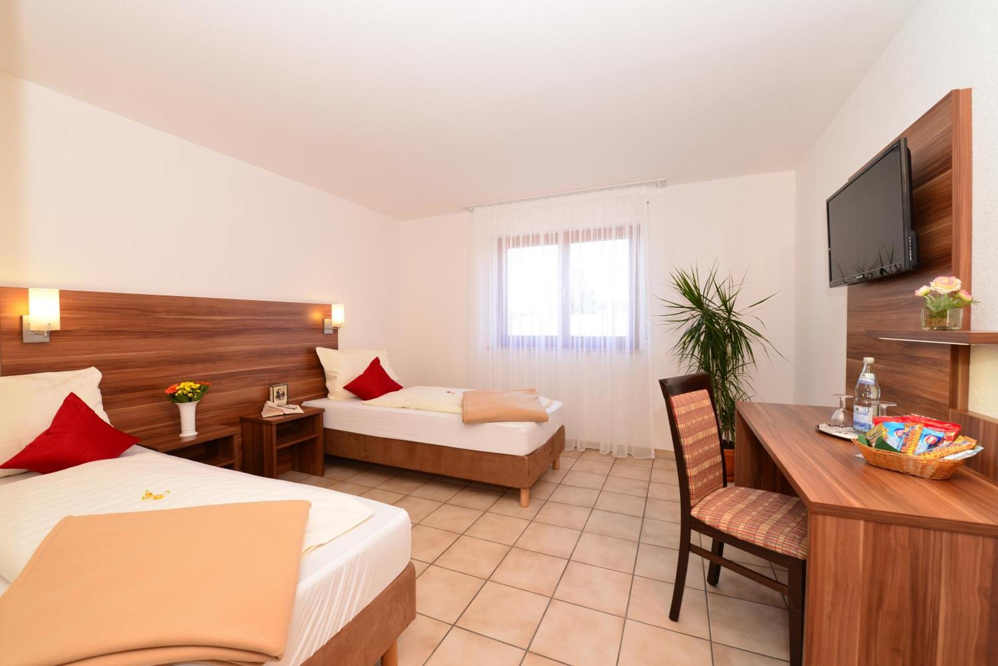 Hotel Am Buchwald Esslingen am Neckar Стая снимка